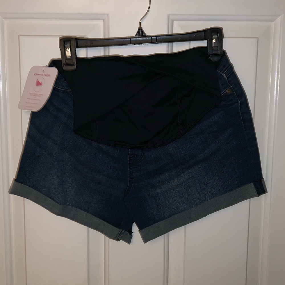 Ingrid & Isabel Crossover Panel Midi Short - Picture 6 of 8